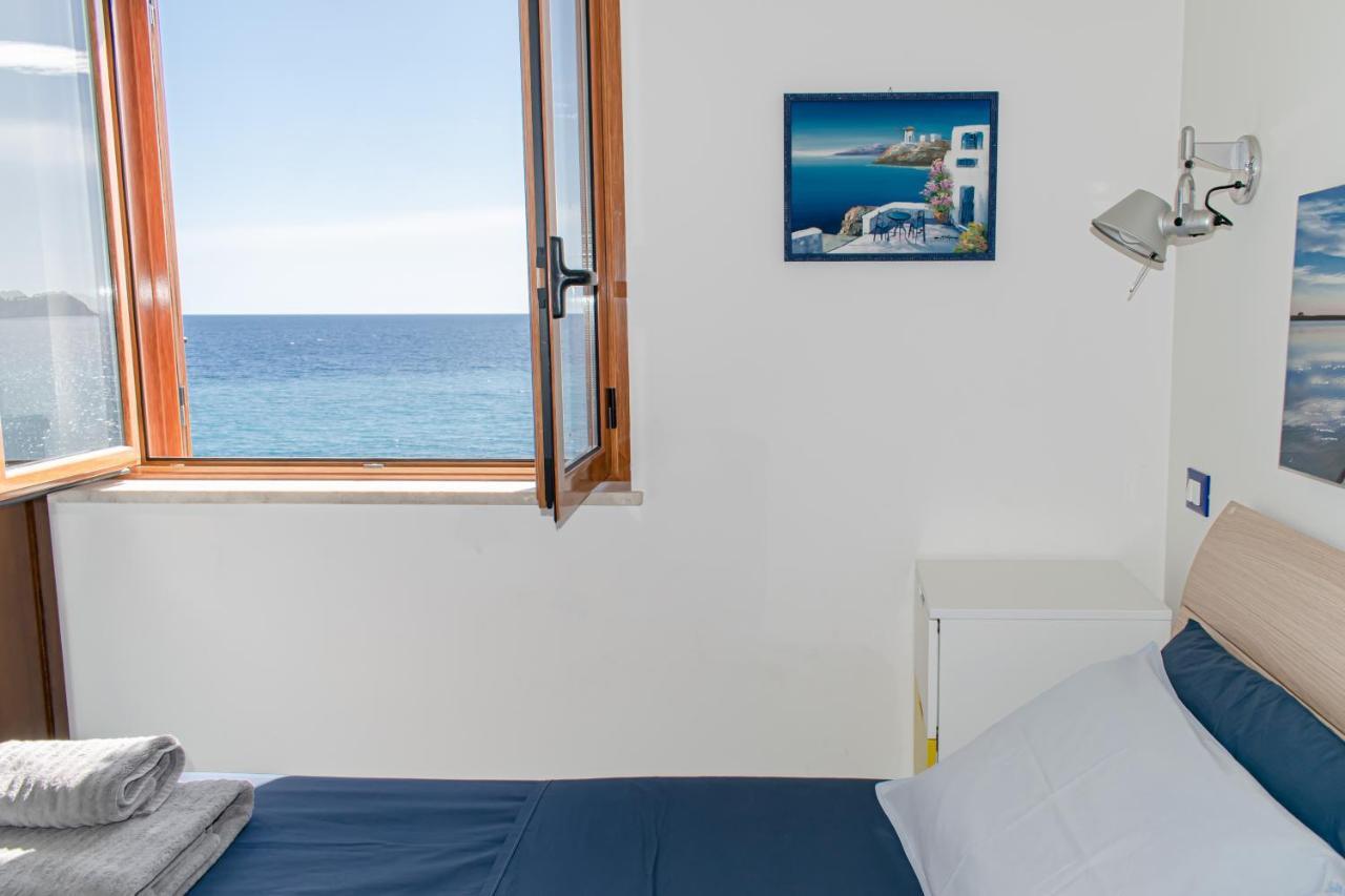 Beach House Acquamarina Letojanni Buitenkant foto